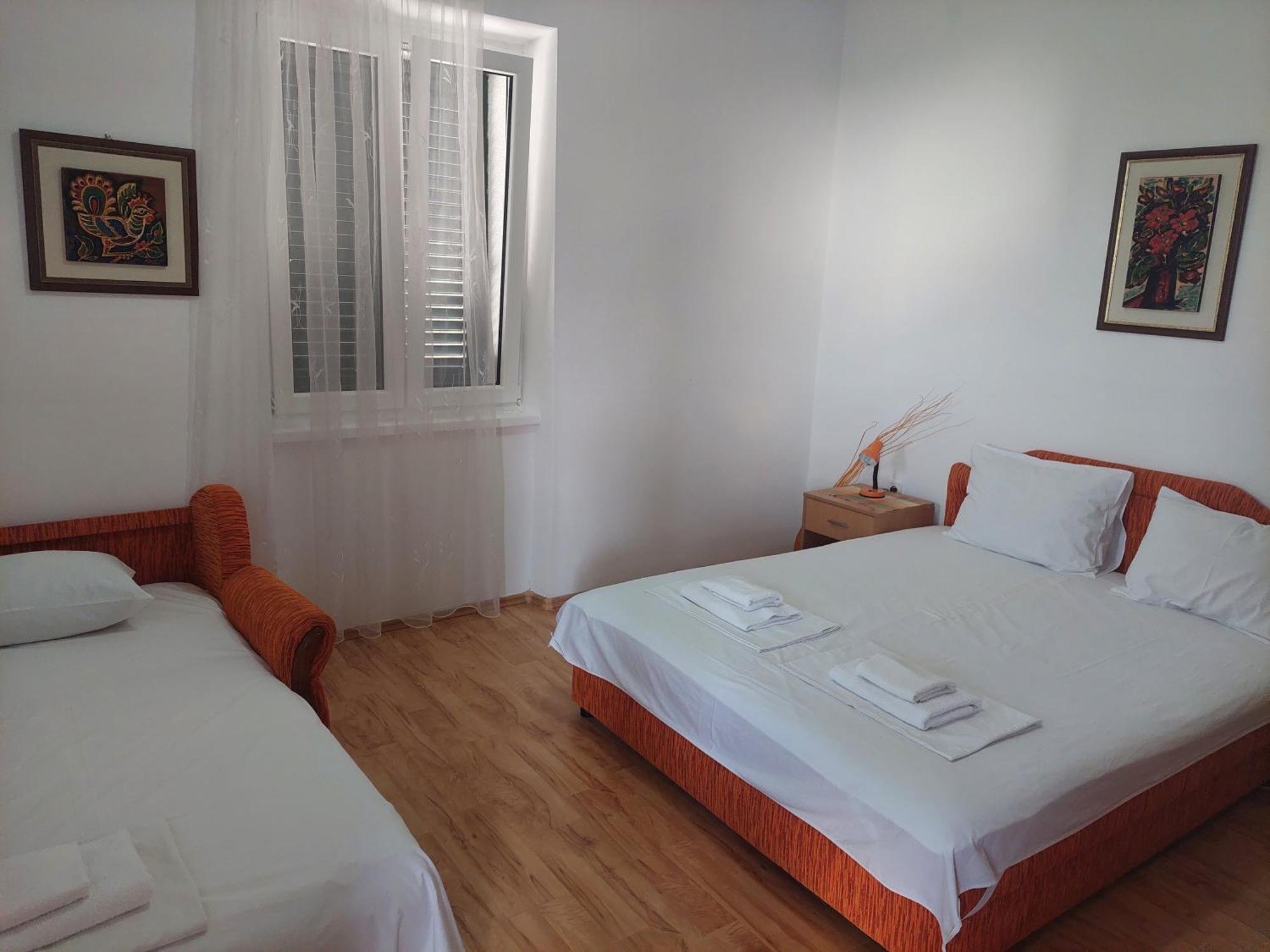 Kjara Apartments Tivat Exterior photo