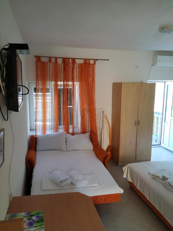 Kjara Apartments Tivat Exterior photo